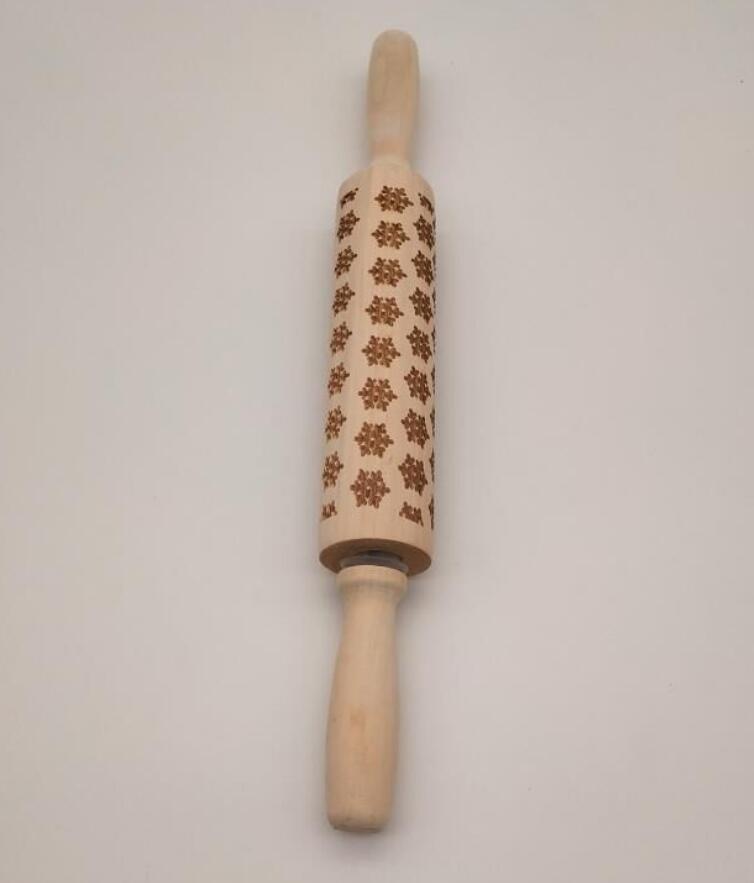 Shopi Vella Christmas Embossing Rolling Pin with Star Pattern