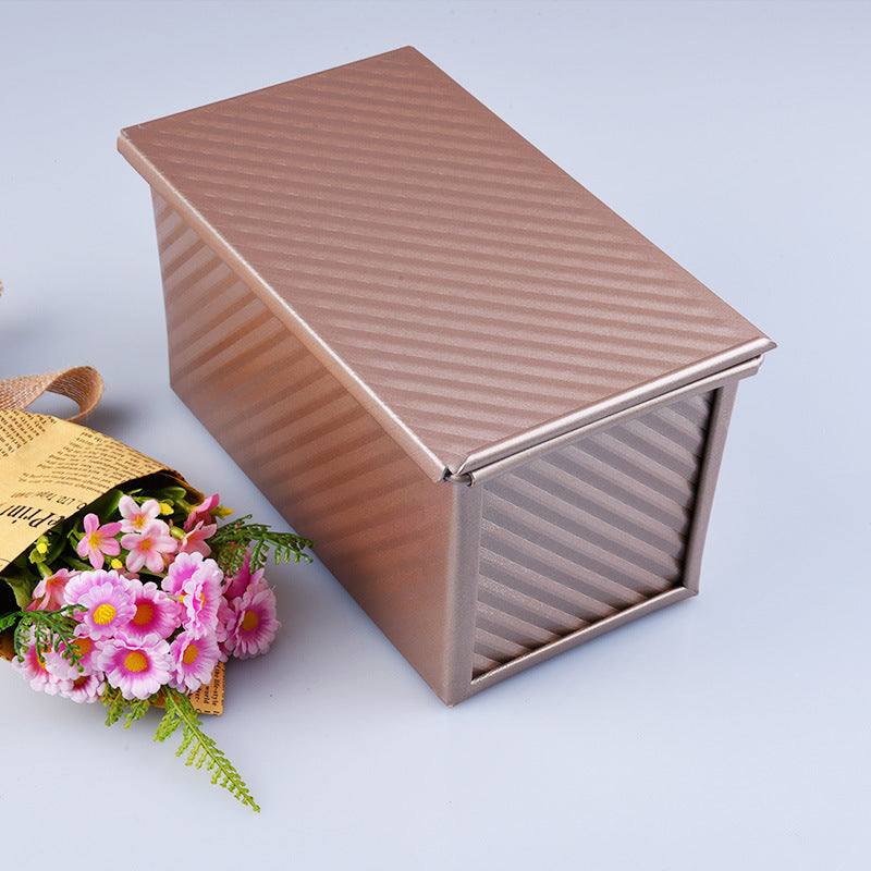 Shopi Vella best bread mold for artisan baking with textured lid in bronze color