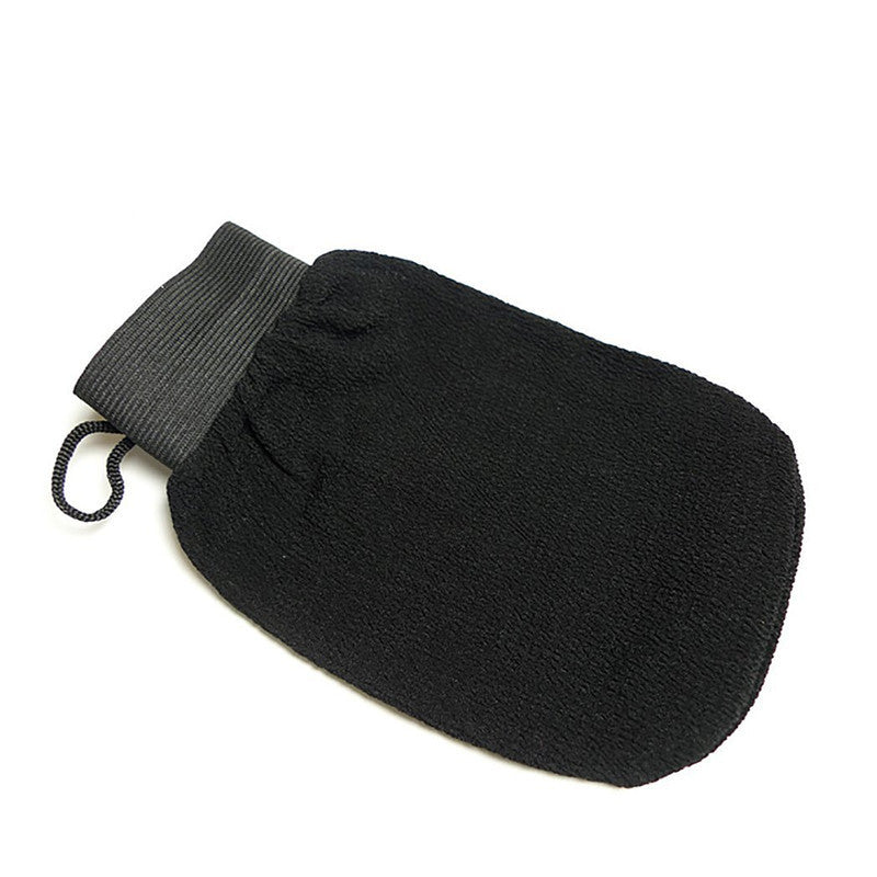 Shopi Vella black exfoliating mitt designed as the best mitt for skin preparation before bathing