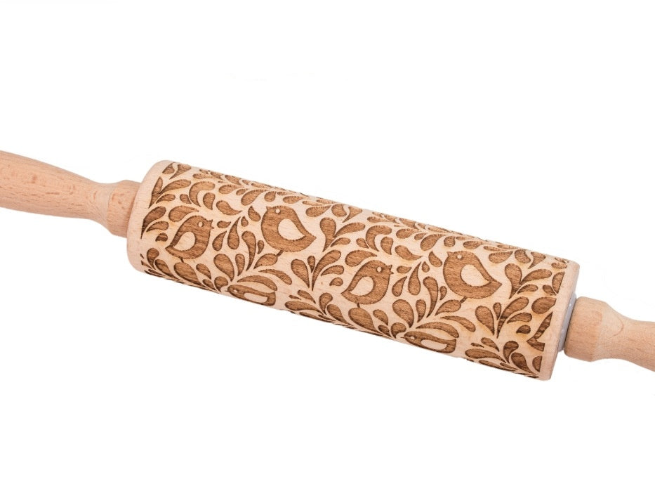 Shopi Vella Christmas embossing rolling pin with bird and leaf pattern for festive baking