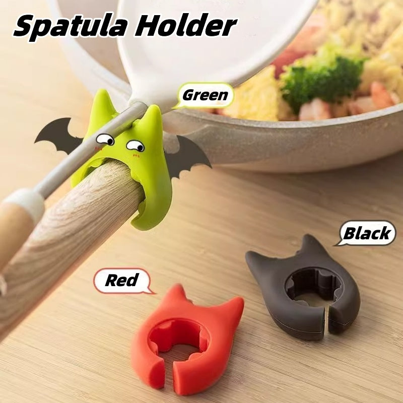 Shopi Vella multifunctional cooking spoon clip in green red and black for kitchen spatula holding
