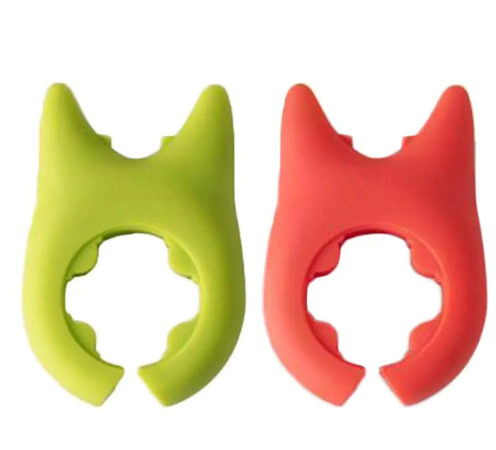 Shopi Vella multifunctional cooking spoon clip set in green and red for convenient kitchen utensil storage