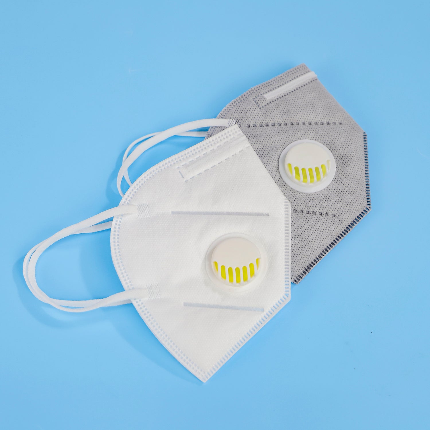 Shopi Vella dustproof industrial protective mask in white and gray with breathing valve for home storage protection