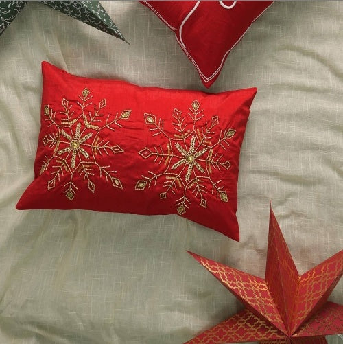 Red pillow case with gold snowflake embroidery for fashionable accent cushions for sofa