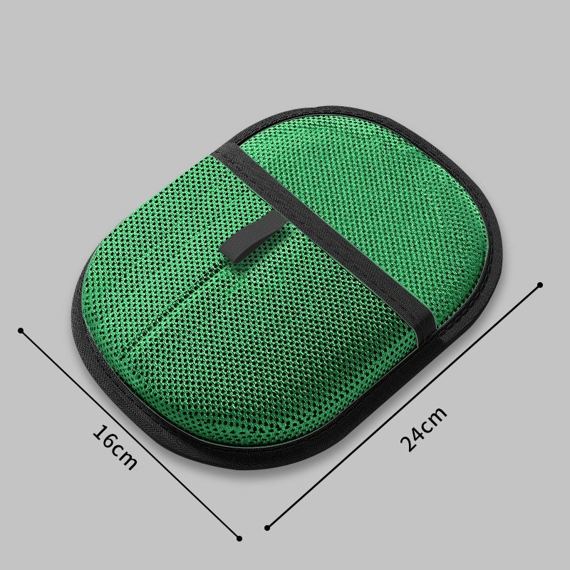 Green mesh pet hair remover glove measuring 16 by 24 cm for effective pet hair removal