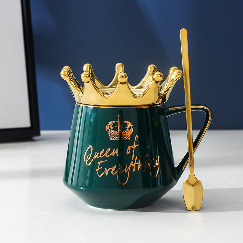 Queen mug with gold crown top and matching gold spoon with queen of everything text