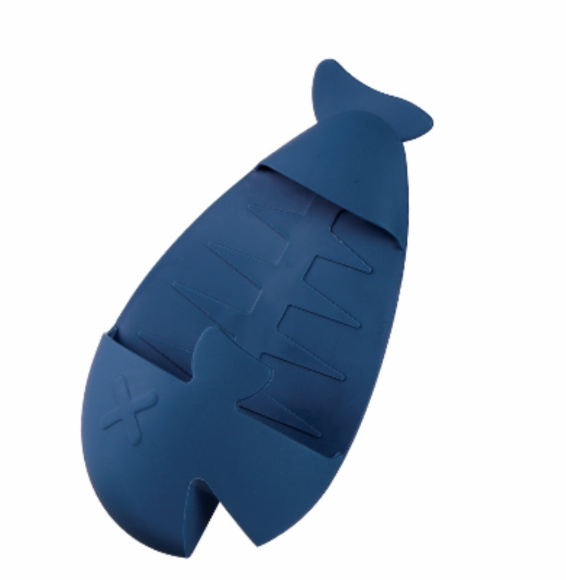 Shopi Vella silicone floor drain with hair catcher in blue fish bone design for home storage
