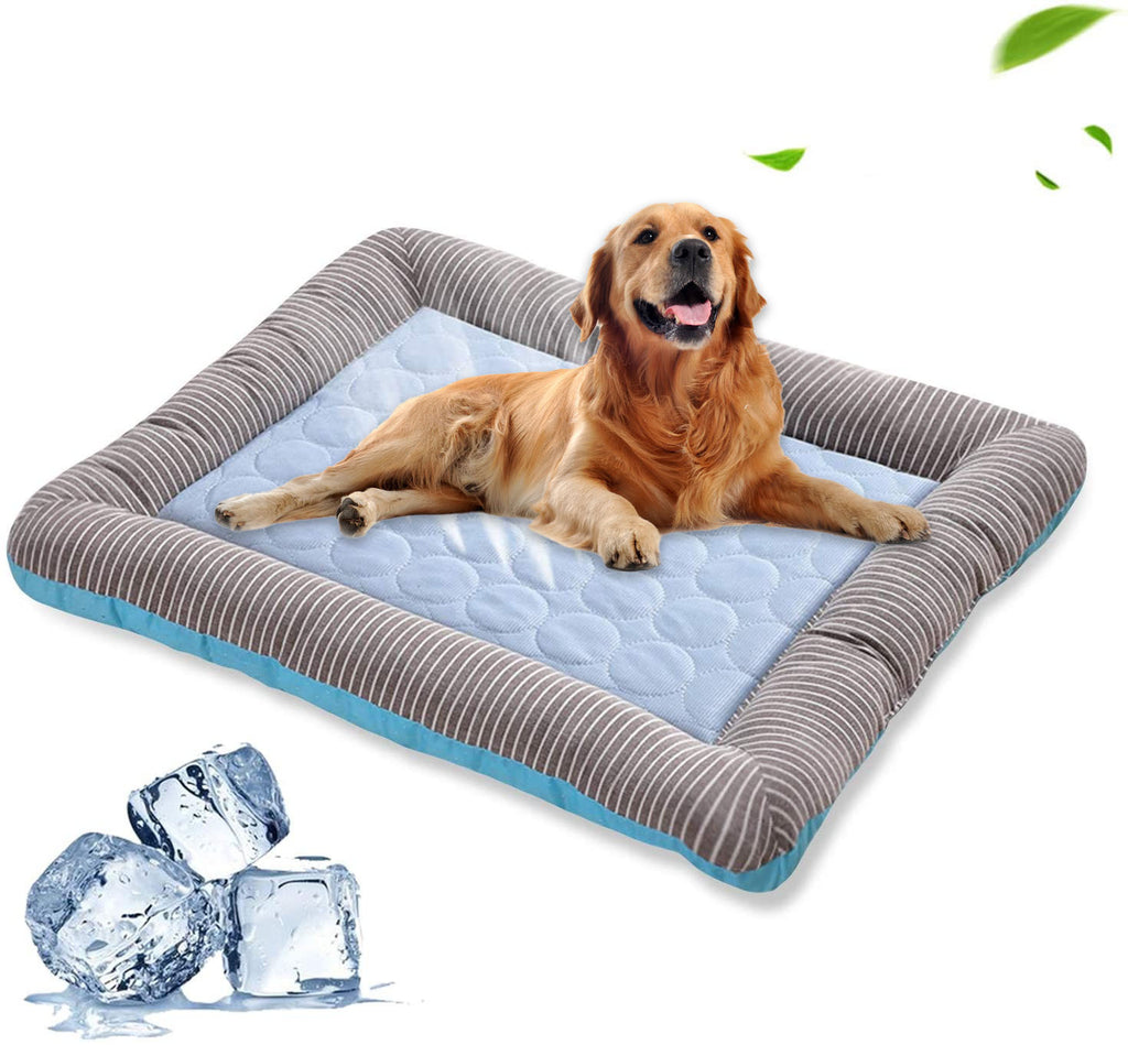 Golden retriever lying on a soft dog cooling blanket for summer with striped edges by Shopi Vella
